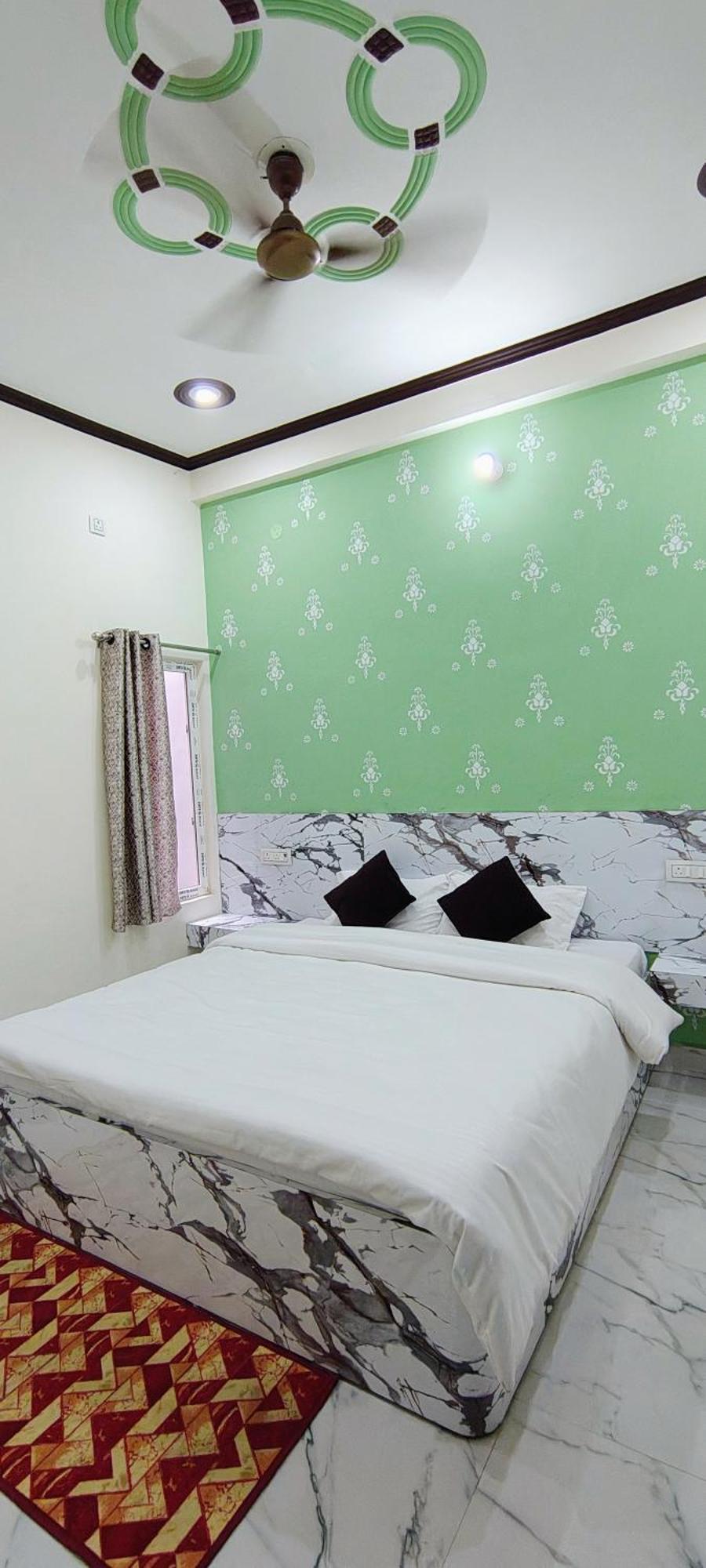 Yash Paying Guest House Varanasi Eksteriør billede